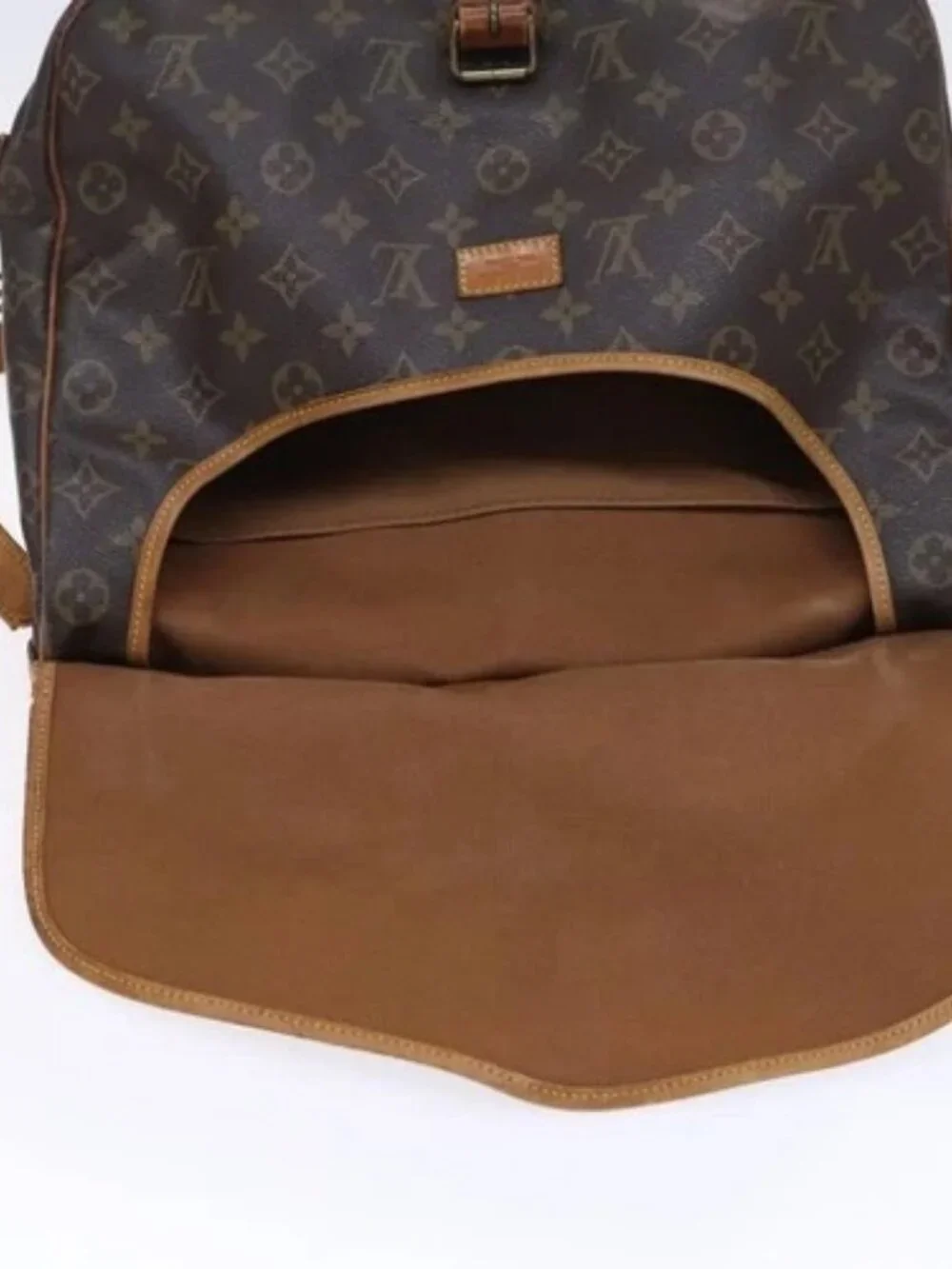 LOUIS VUITTON Monogram Saumur 35 Shoulder Bag M42254 LV Auth ep8253